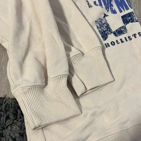 Crew neck - Picture 3 of 4